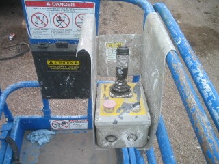 ./imagenes/ASCENSOR  UP RIGHT  20N 009.jpg